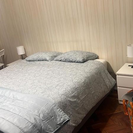 Habitacion Privada Para 3 Grande Con Balcon Lisbon Luaran gambar