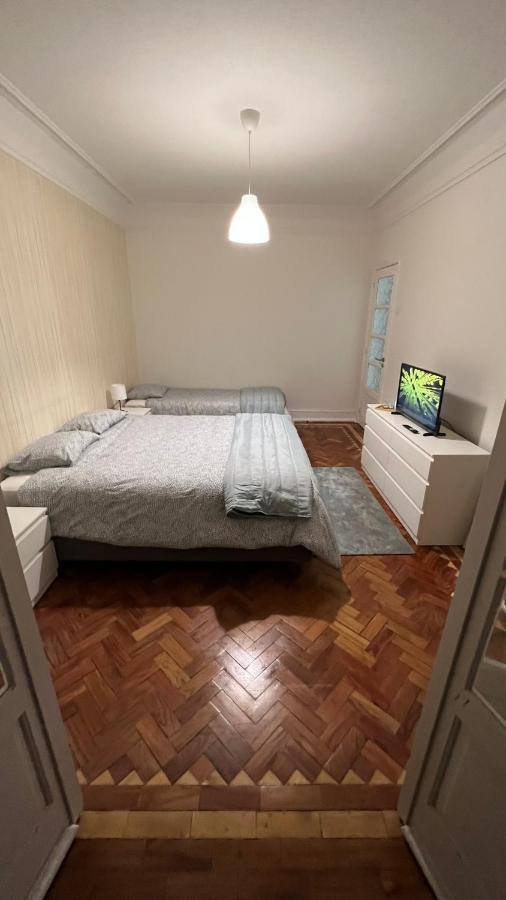 Habitacion Privada Para 3 Grande Con Balcon Lisbon Luaran gambar