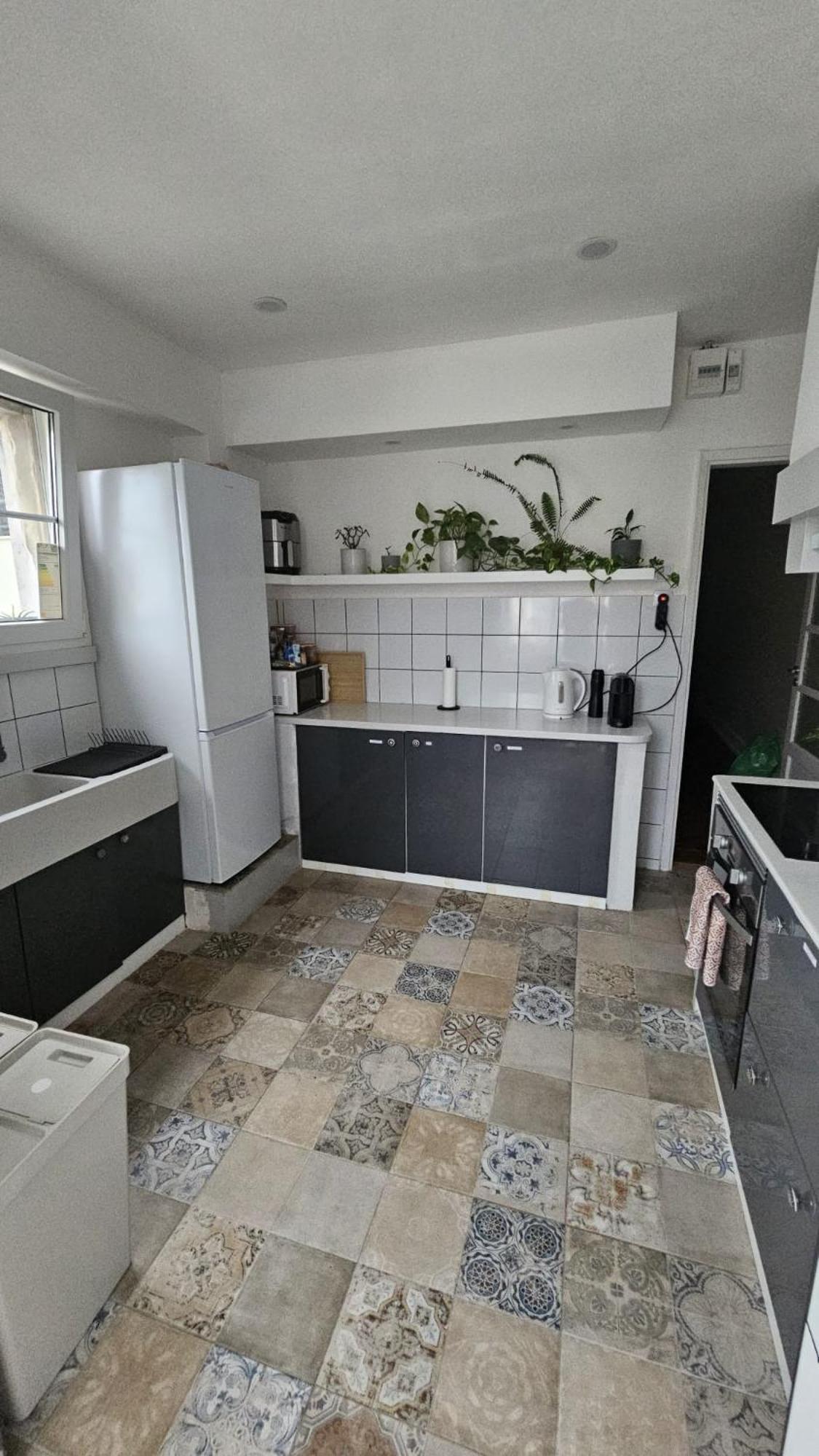 Habitacion Privada Para 3 Grande Con Balcon Lisbon Luaran gambar